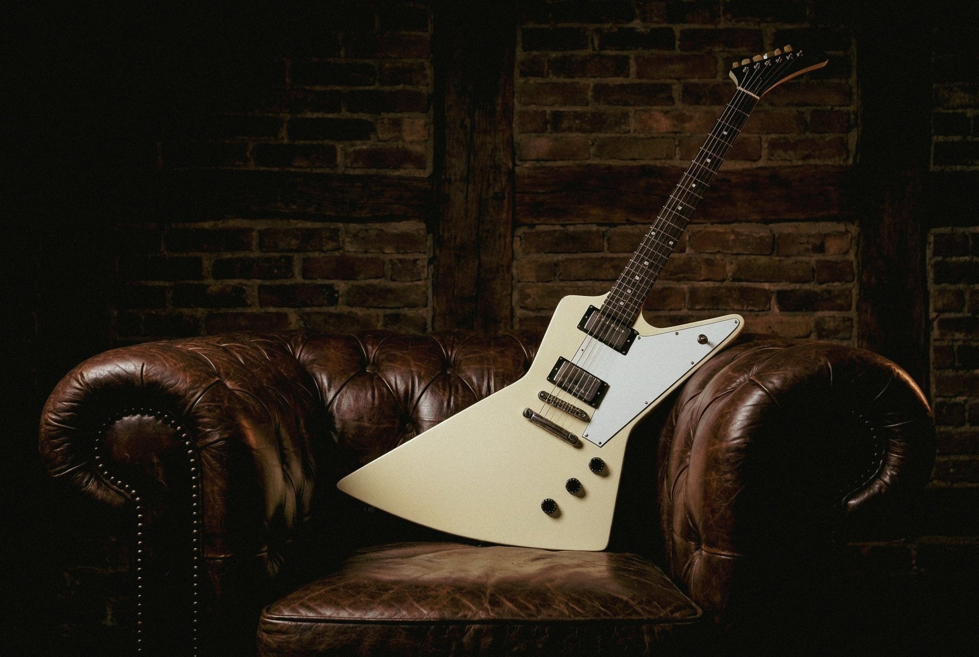 X - Wing - Maybach Guitars